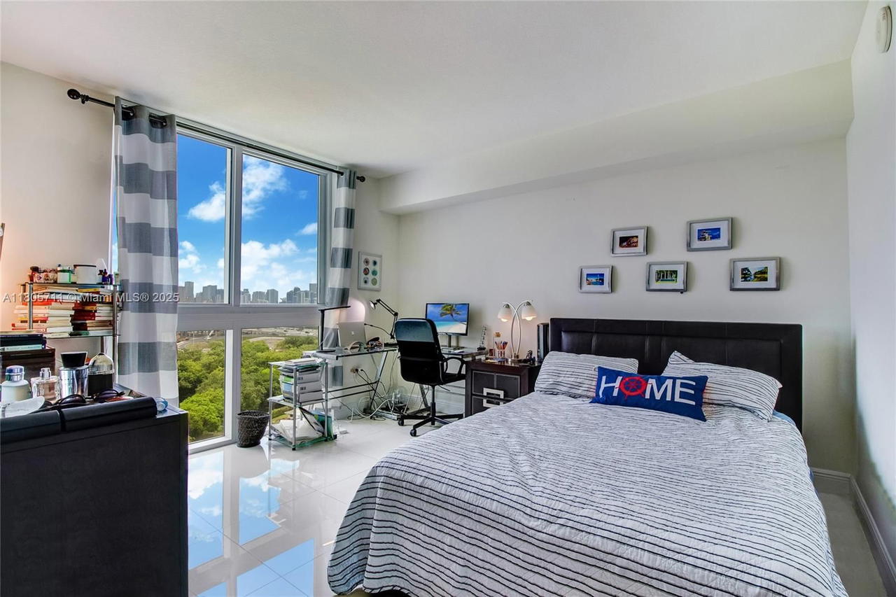 Real estate property located at 1871 S River Dr #1407, Miami-dade, Terrazas Riverpark Villag, Miami, FL