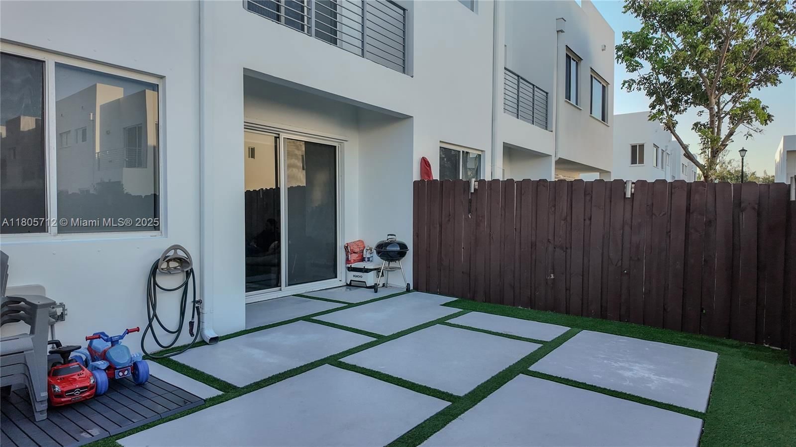 Real estate property located at 7221 103rd Path, Miami-dade, Doral Palms North, Doral, FL