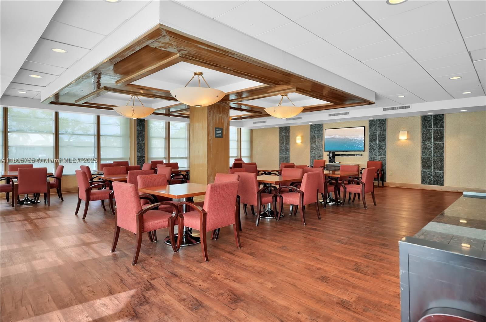 Real estate property located at 5660 Collins Ave #15B, Miami-dade, Fifty Six-sixty Collins A, Miami Beach, FL