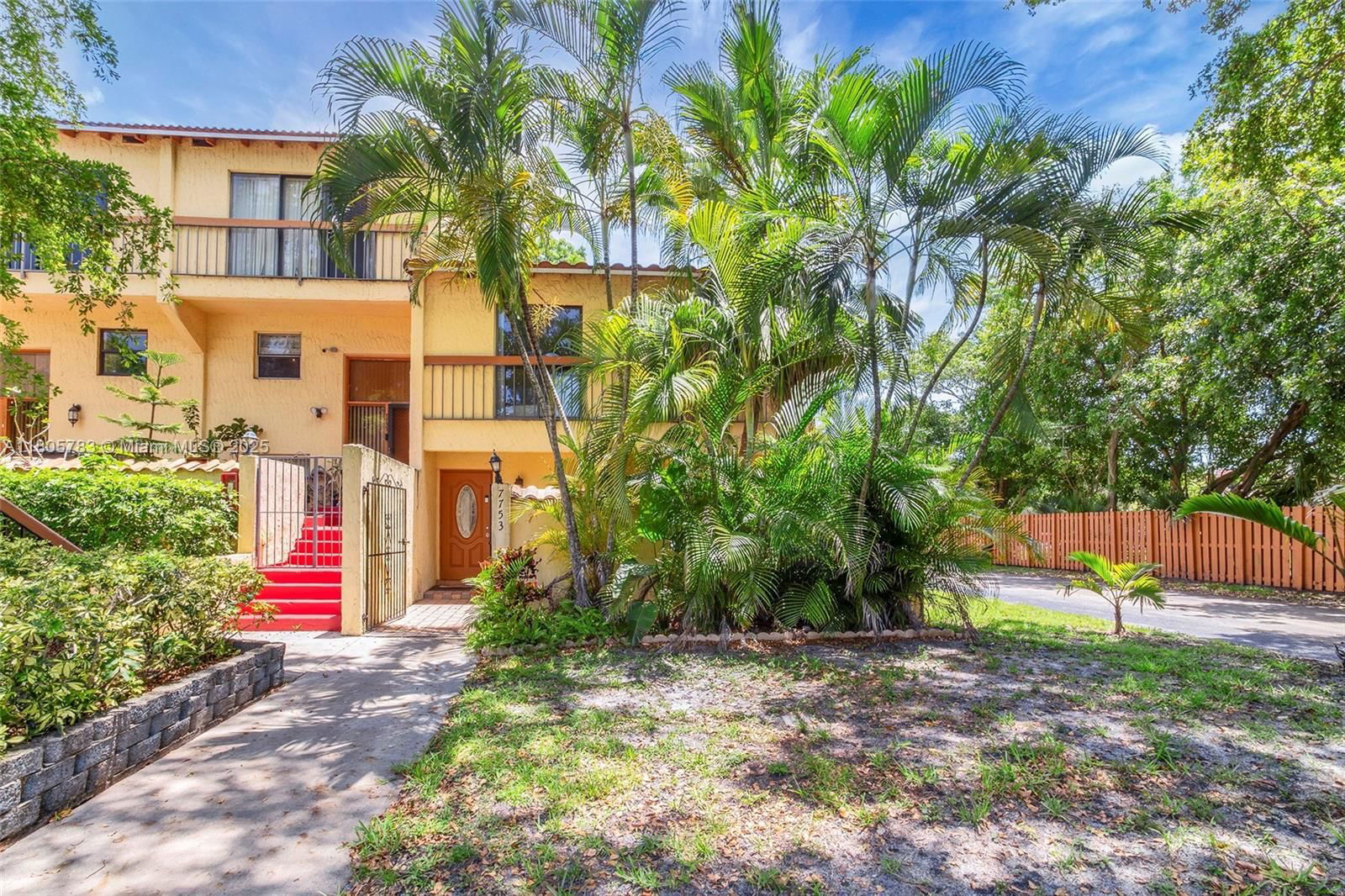 Real estate property located at 7753 Grande St, Broward, Del Rio Village North, Sunrise, FL