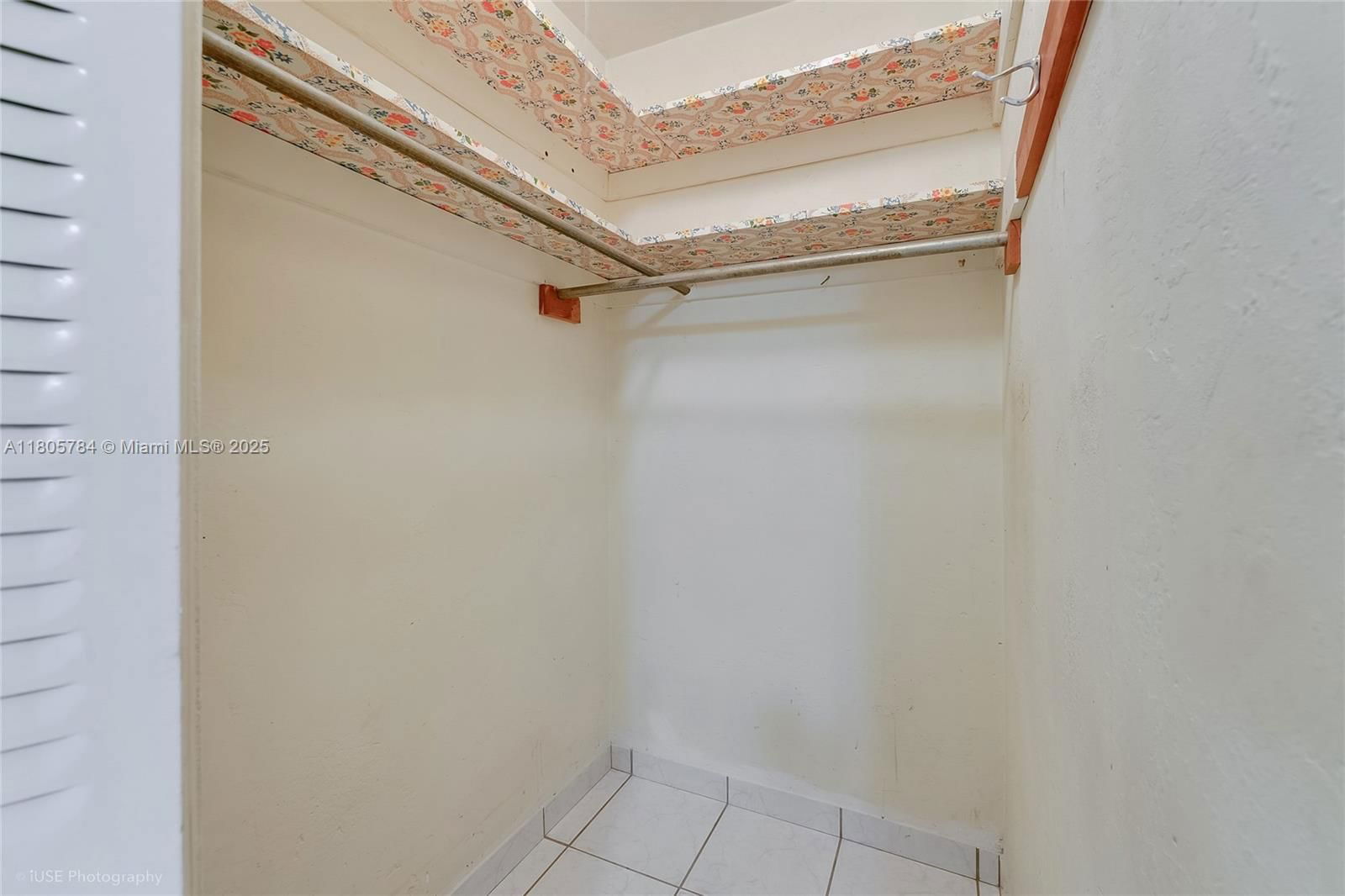 Real estate property located at 3521 105th Ct, Miami-dade, Lee Grove Ests, Miami, FL