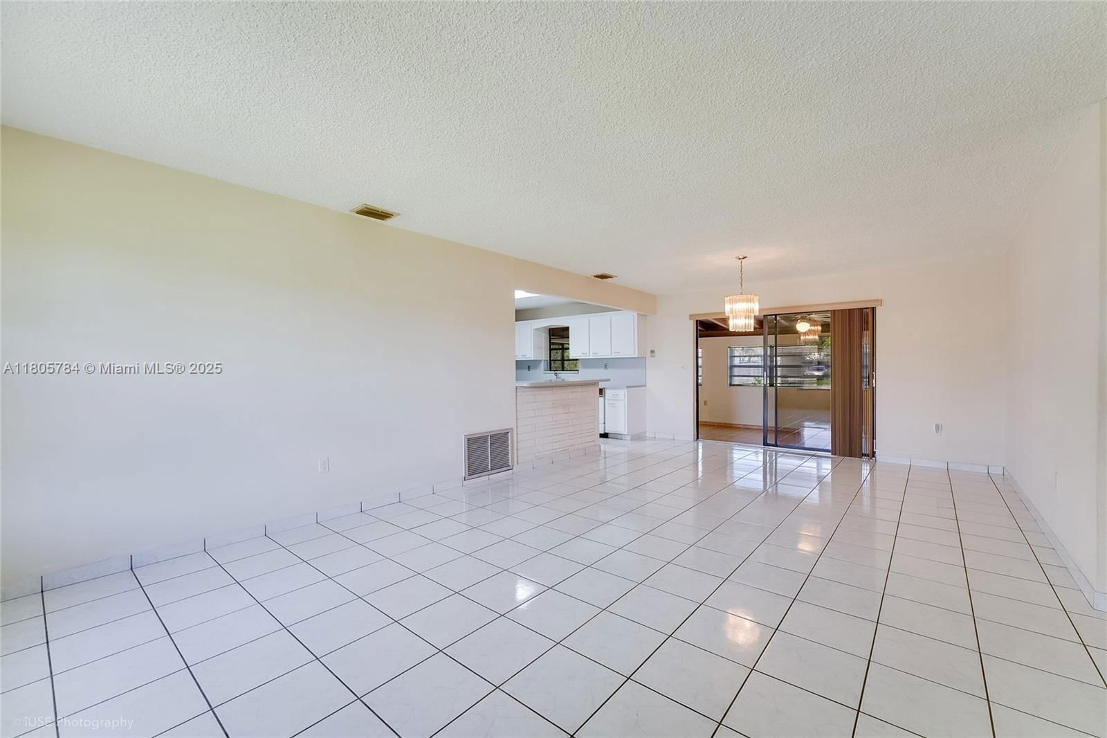 Real estate property located at 3521 105th Ct, Miami-dade, Lee Grove Ests, Miami, FL