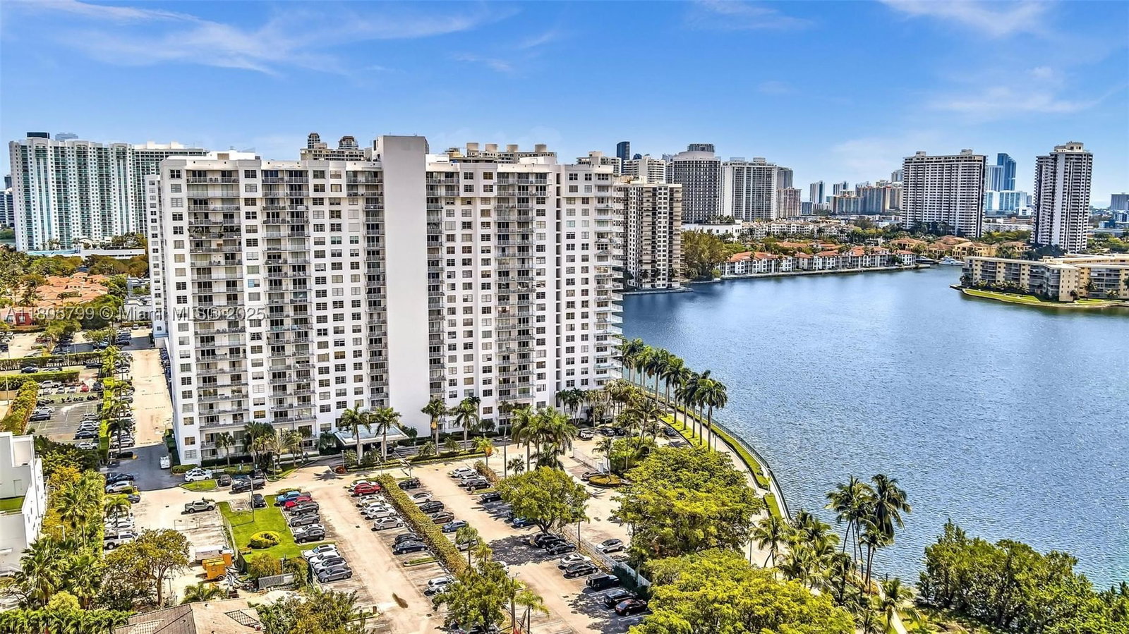 Real estate property located at 2801 183rd St #1703W, Miami-dade, Admirals Port Condo - West, Aventura, FL