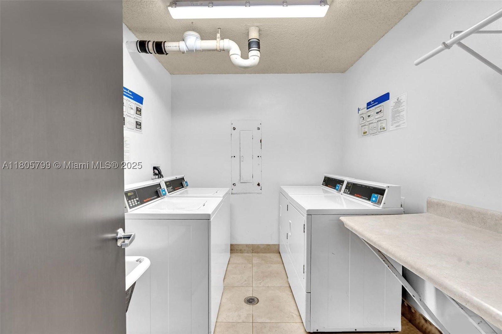 Real estate property located at 2801 183rd St #1703W, Miami-dade, Admirals Port Condo - West, Aventura, FL