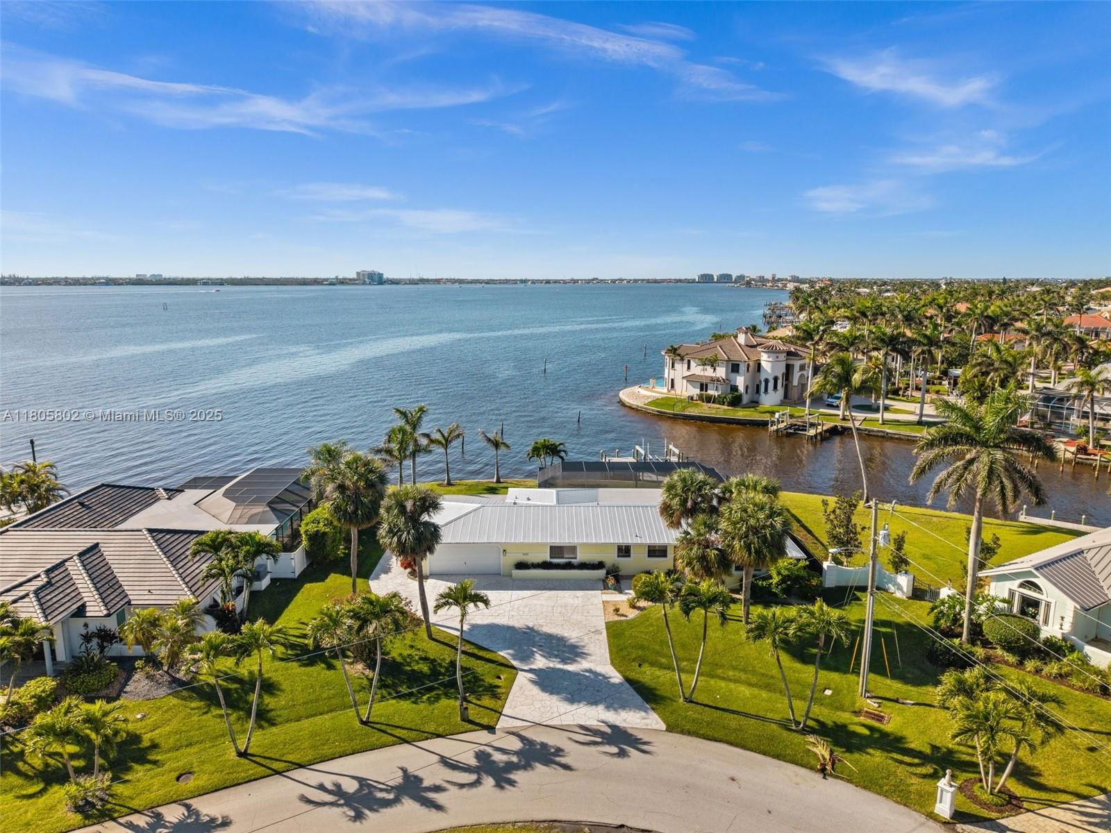 Real estate property located at 1600 Edith Esplanade, Lee, Cape Coral, Cape Coral, FL