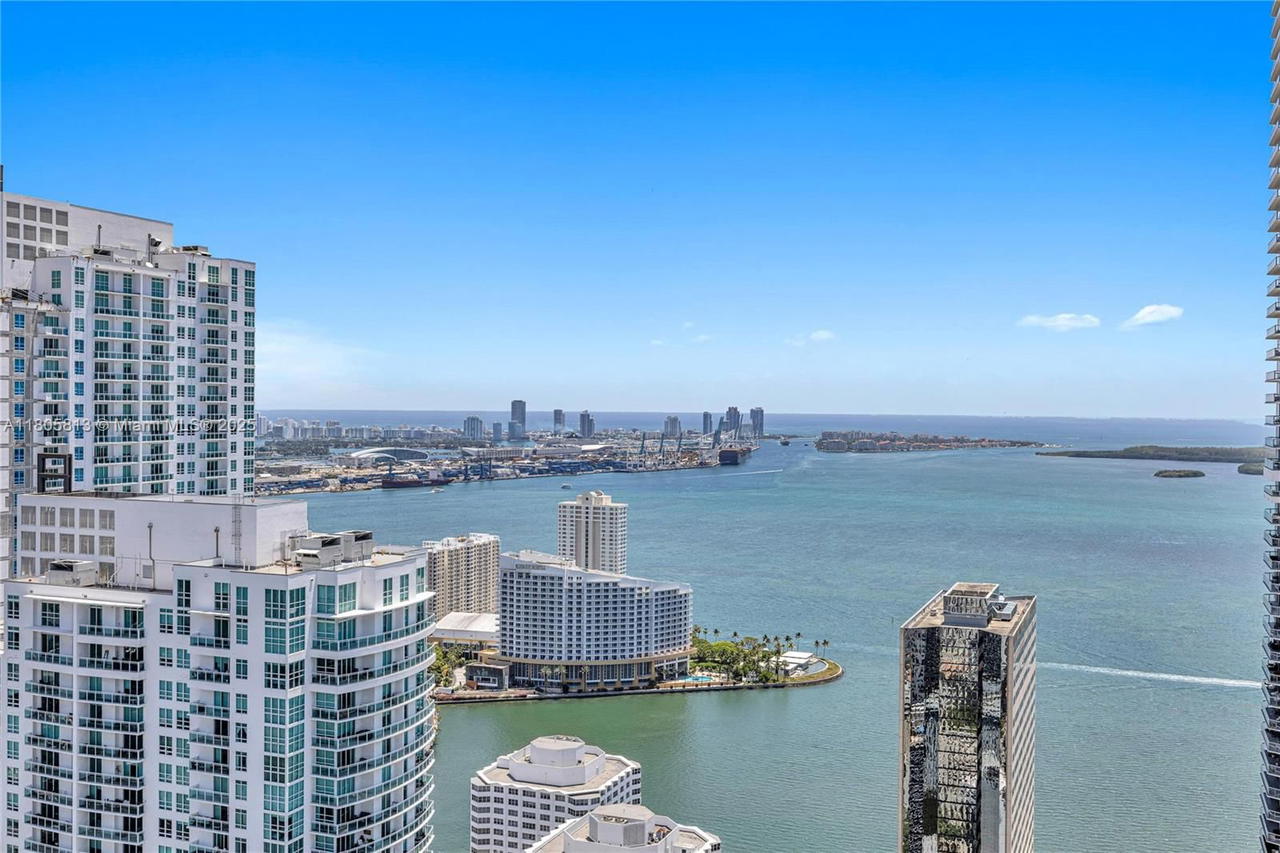 Real estate property located at 1010 Brickell Ave #4809, Miami-dade, 1010 Brickell Condo, Miami, FL