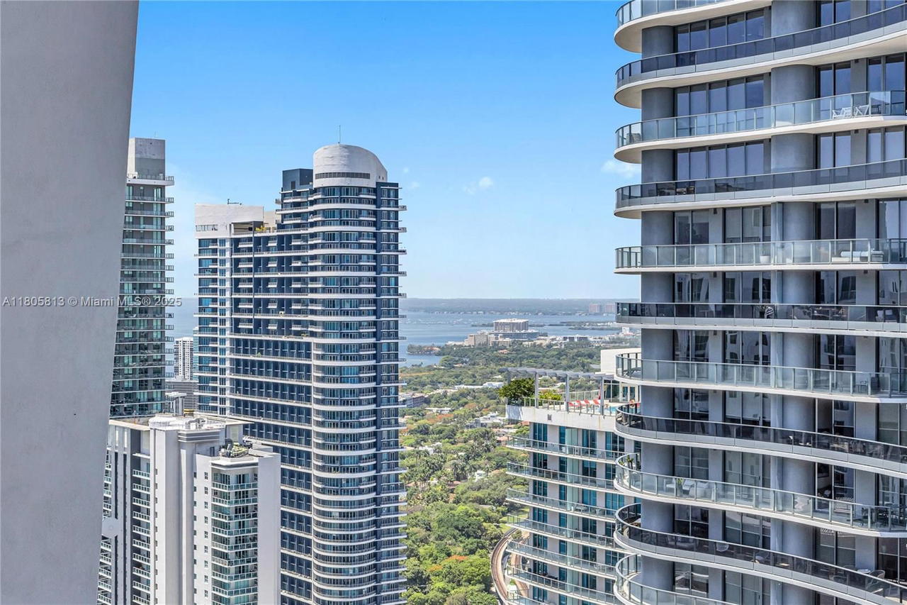 Real estate property located at 1010 Brickell Ave #4809, Miami-dade, 1010 Brickell Condo, Miami, FL