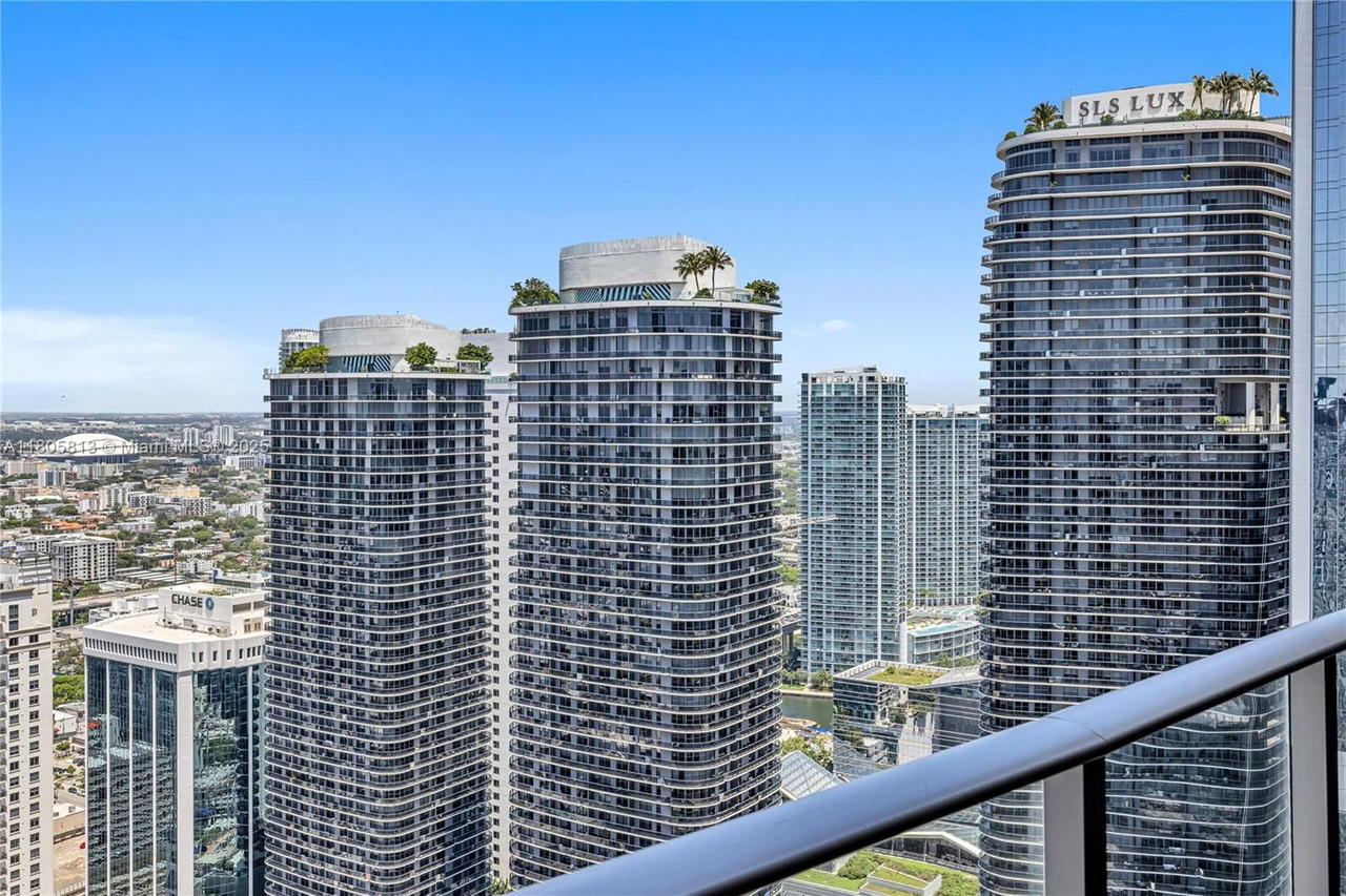 Real estate property located at 1010 Brickell Ave #4809, Miami-dade, 1010 Brickell Condo, Miami, FL