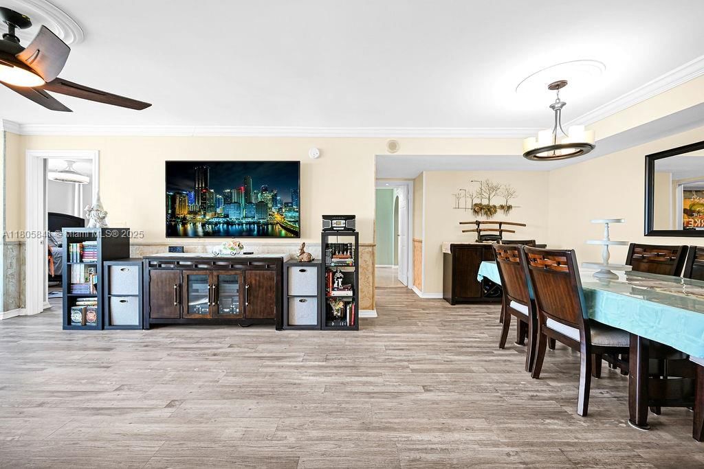 Real estate property located at 2655 Collins Ave #1501, Miami-dade, Mirasol Ocean Towers Cond, Miami Beach, FL