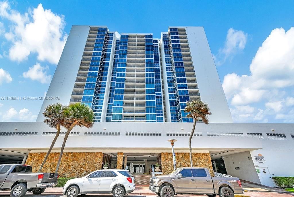Real estate property located at 2655 Collins Ave #1501, Miami-dade, Mirasol Ocean Towers Cond, Miami Beach, FL