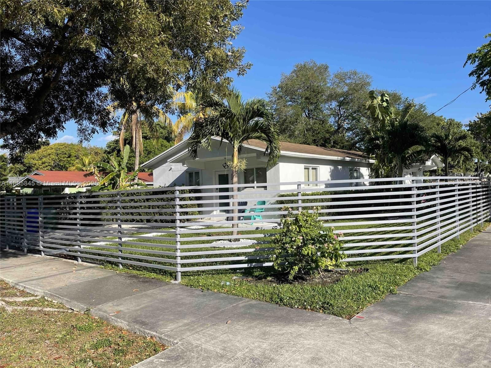 Real estate property located at 4400 1st Ave, Miami-dade, Buena Vista Heights Addn, Miami, FL