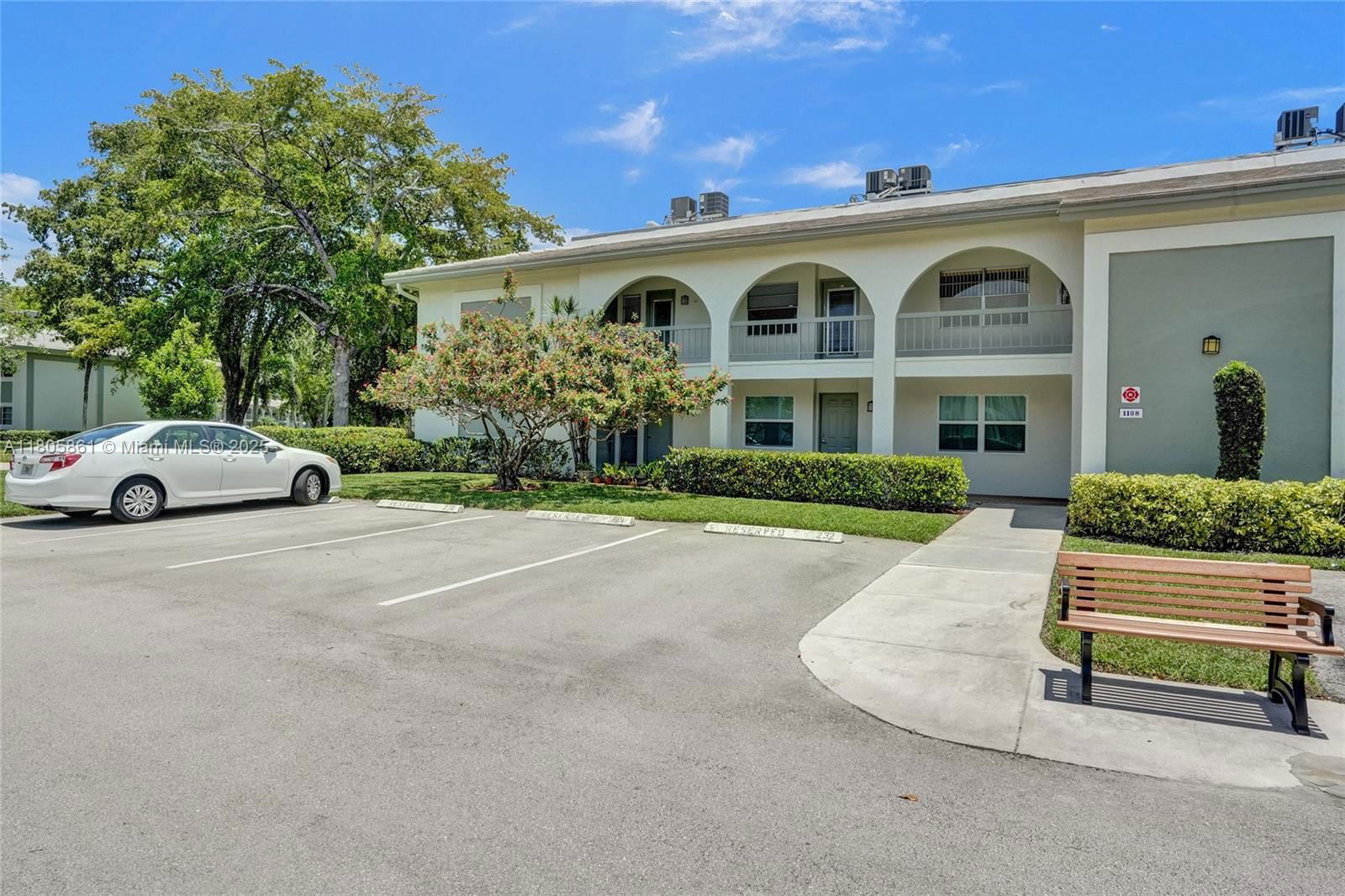 Real estate property located at 1108 Bahama Bnd B1, Broward, Bahama Village Condo, Coconut Creek, FL