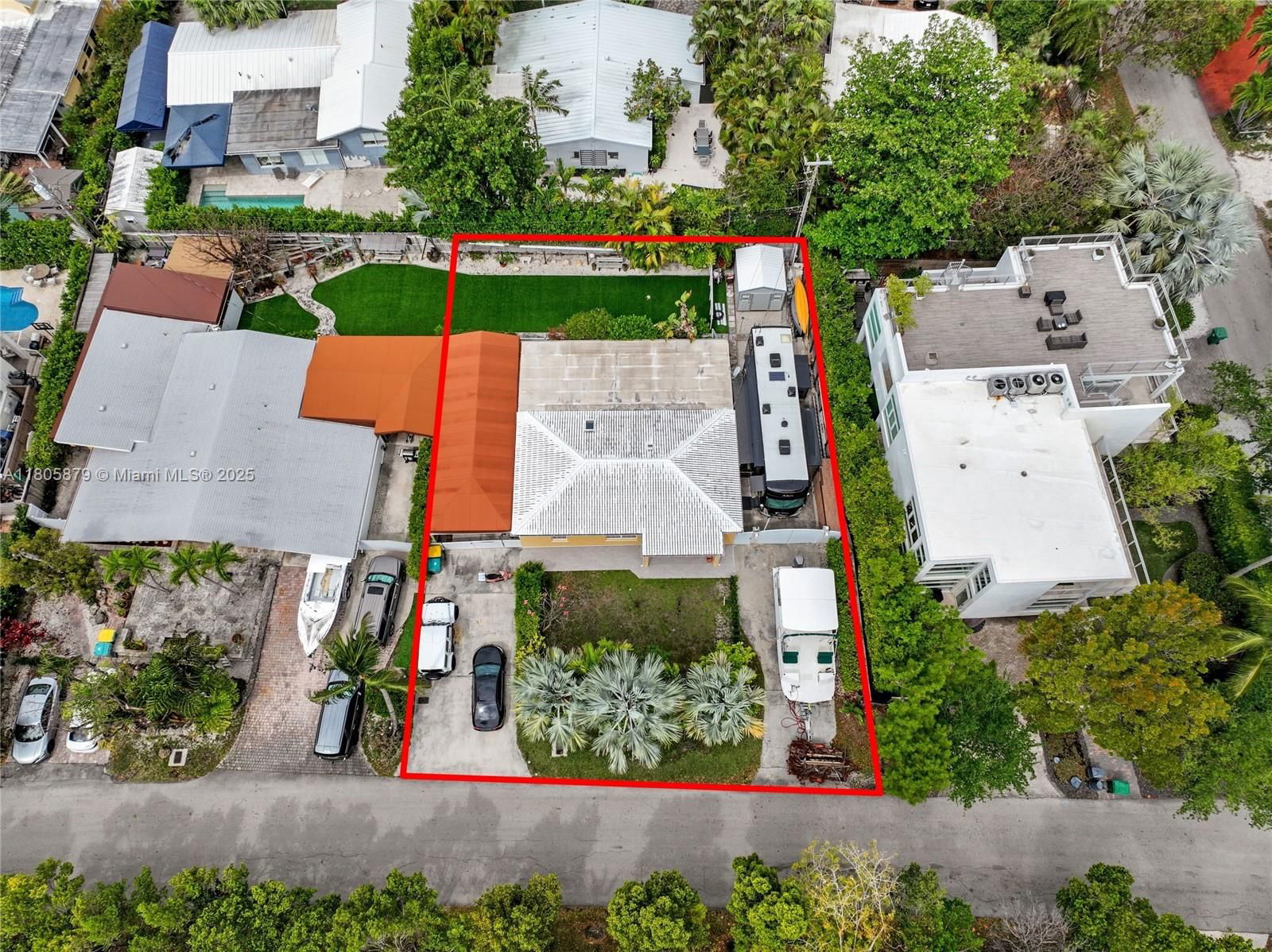 Real estate property located at 250 Fernwood Rd, Miami-dade, Tropical Isle Homes Sub 4, Key Biscayne, FL