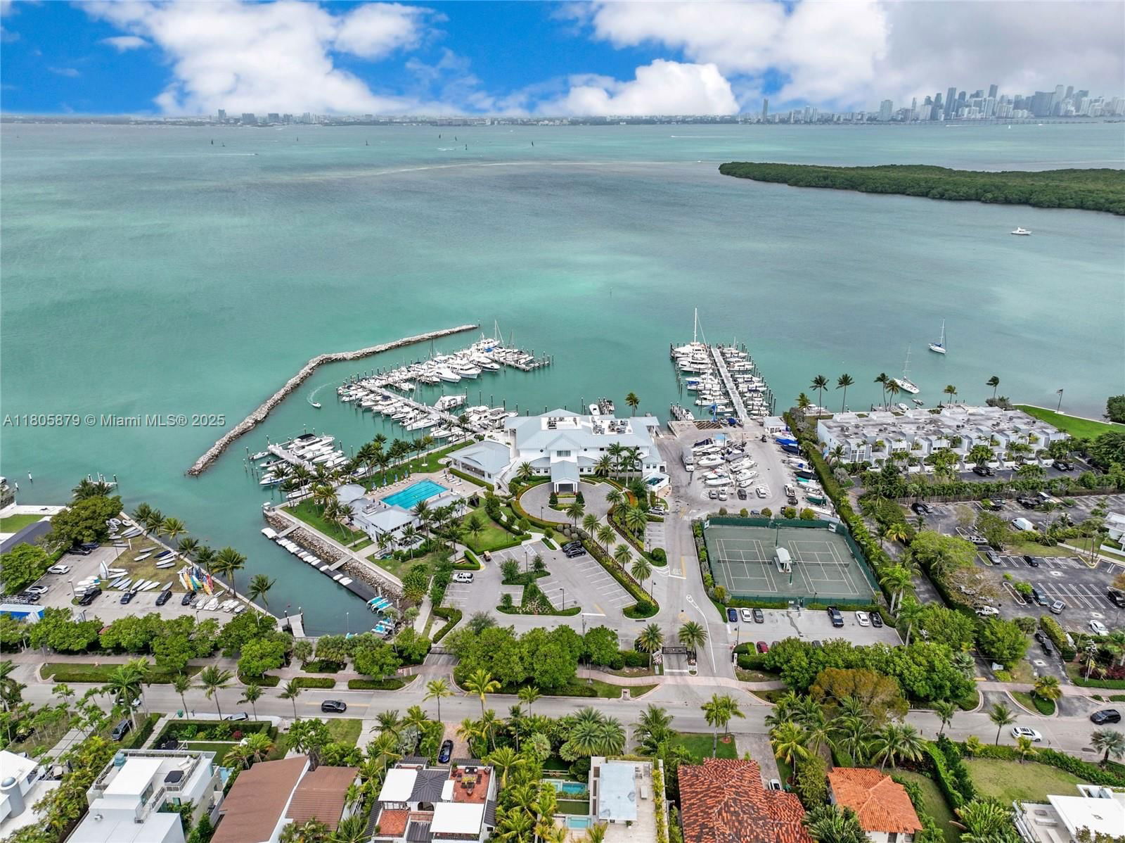 Real estate property located at 250 Fernwood Rd, Miami-dade, Tropical Isle Homes Sub 4, Key Biscayne, FL