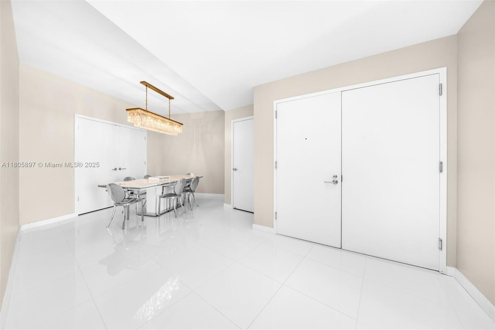 Real estate property located at 851 1st Ave #3011, Miami-dade, Paramount Miami Worldcent, Miami, FL