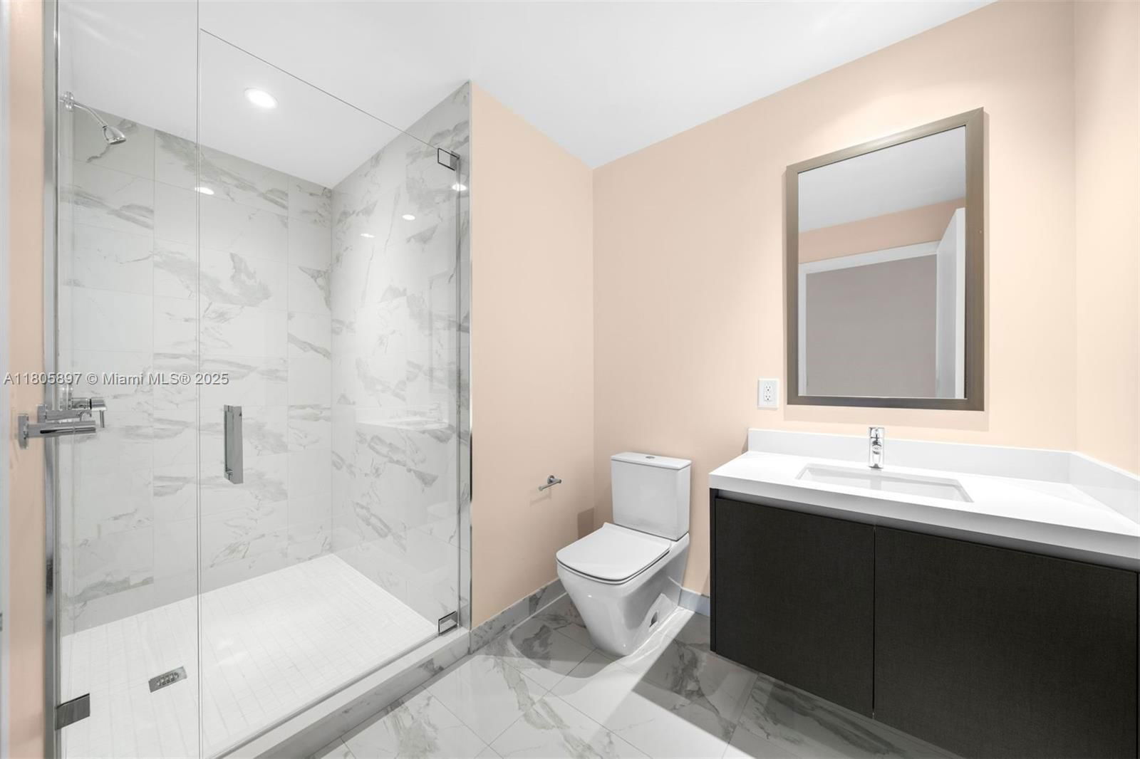 Real estate property located at 851 1st Ave #3011, Miami-dade, Paramount Miami Worldcent, Miami, FL
