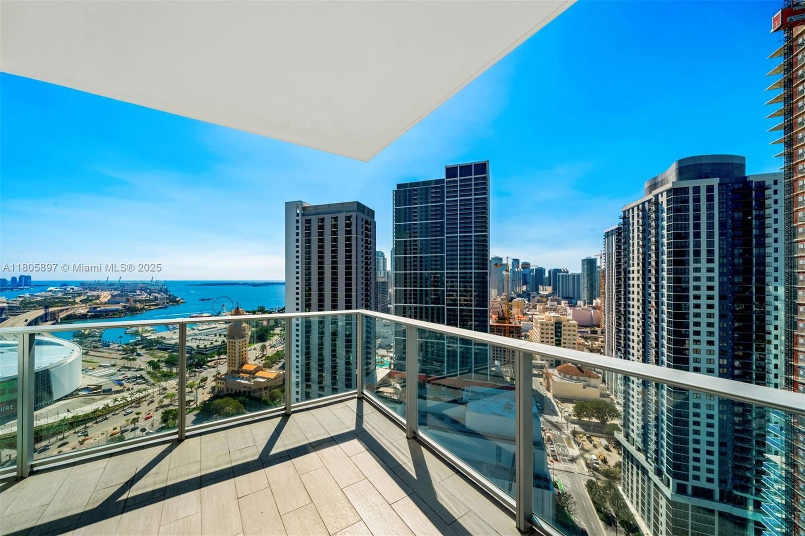 Real estate property located at 851 1st Ave #3011, Miami-dade, Paramount Miami Worldcent, Miami, FL