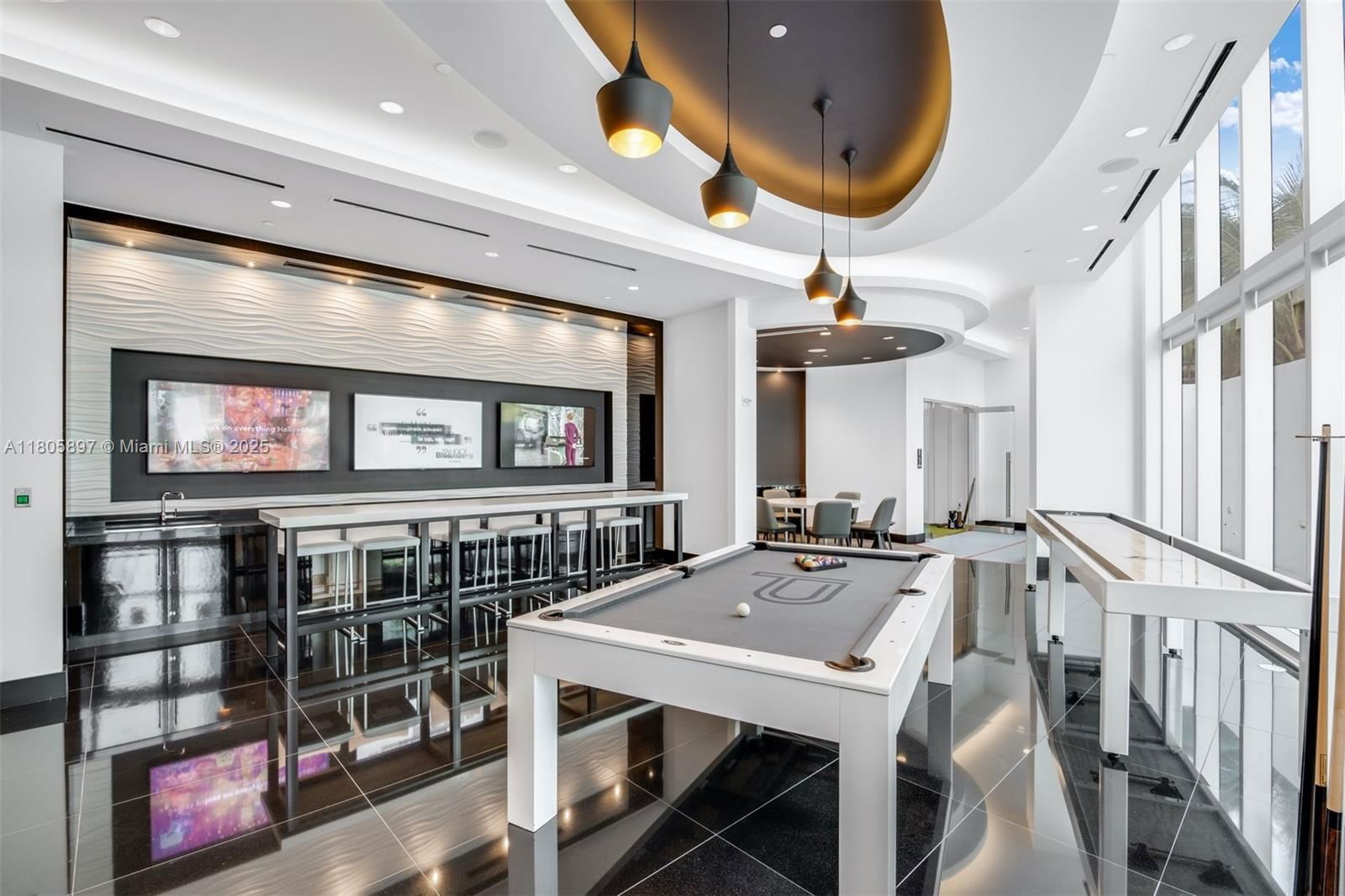Real estate property located at 851 1st Ave #3011, Miami-dade, Paramount Miami Worldcent, Miami, FL