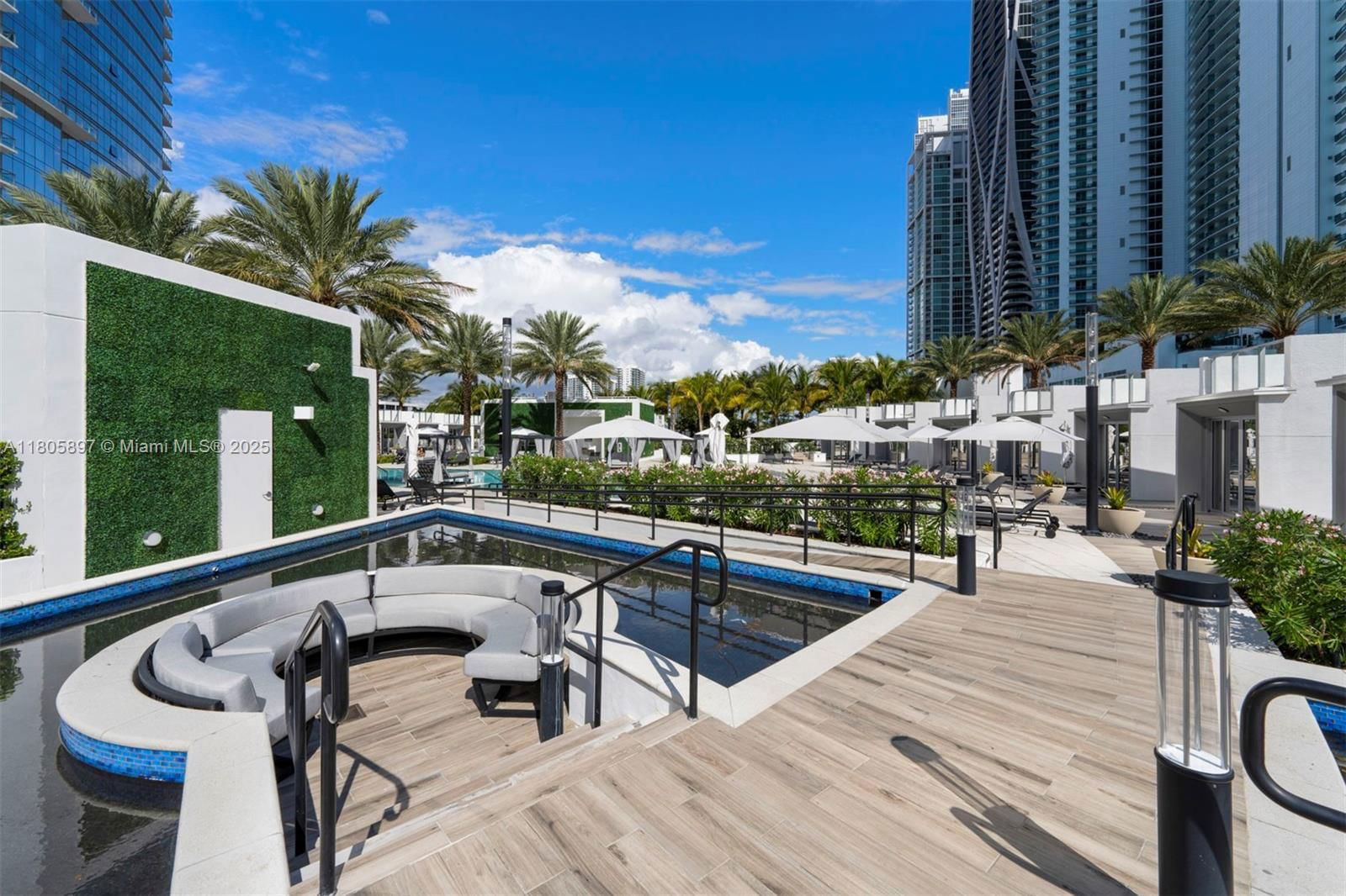 Real estate property located at 851 1st Ave #3011, Miami-dade, Paramount Miami Worldcent, Miami, FL