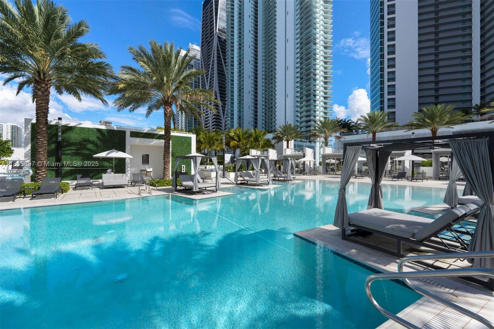 Real estate property located at 851 1st Ave #3011, Miami-dade, Paramount Miami Worldcent, Miami, FL