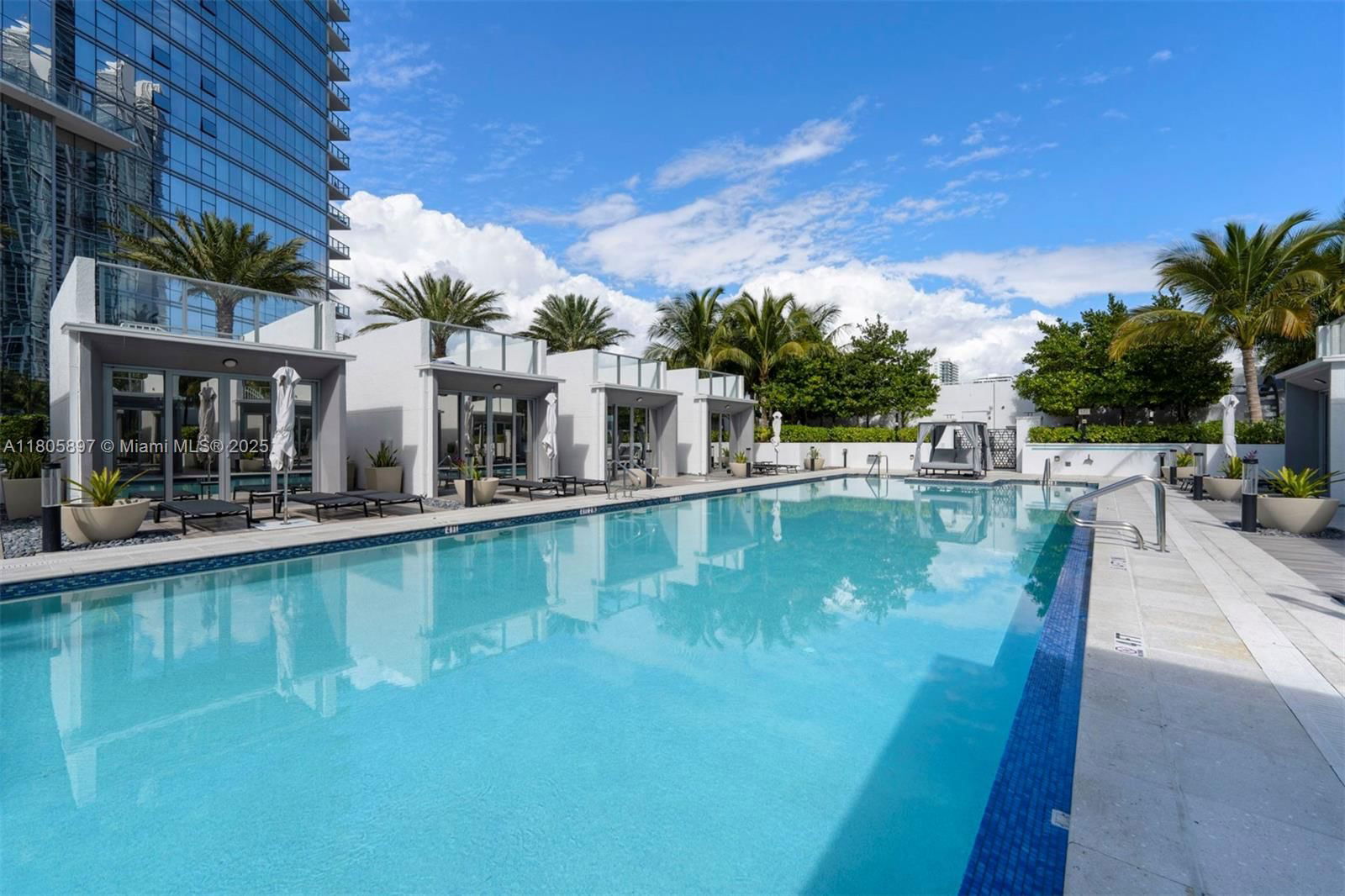 Real estate property located at 851 1st Ave #3011, Miami-dade, Paramount Miami Worldcent, Miami, FL