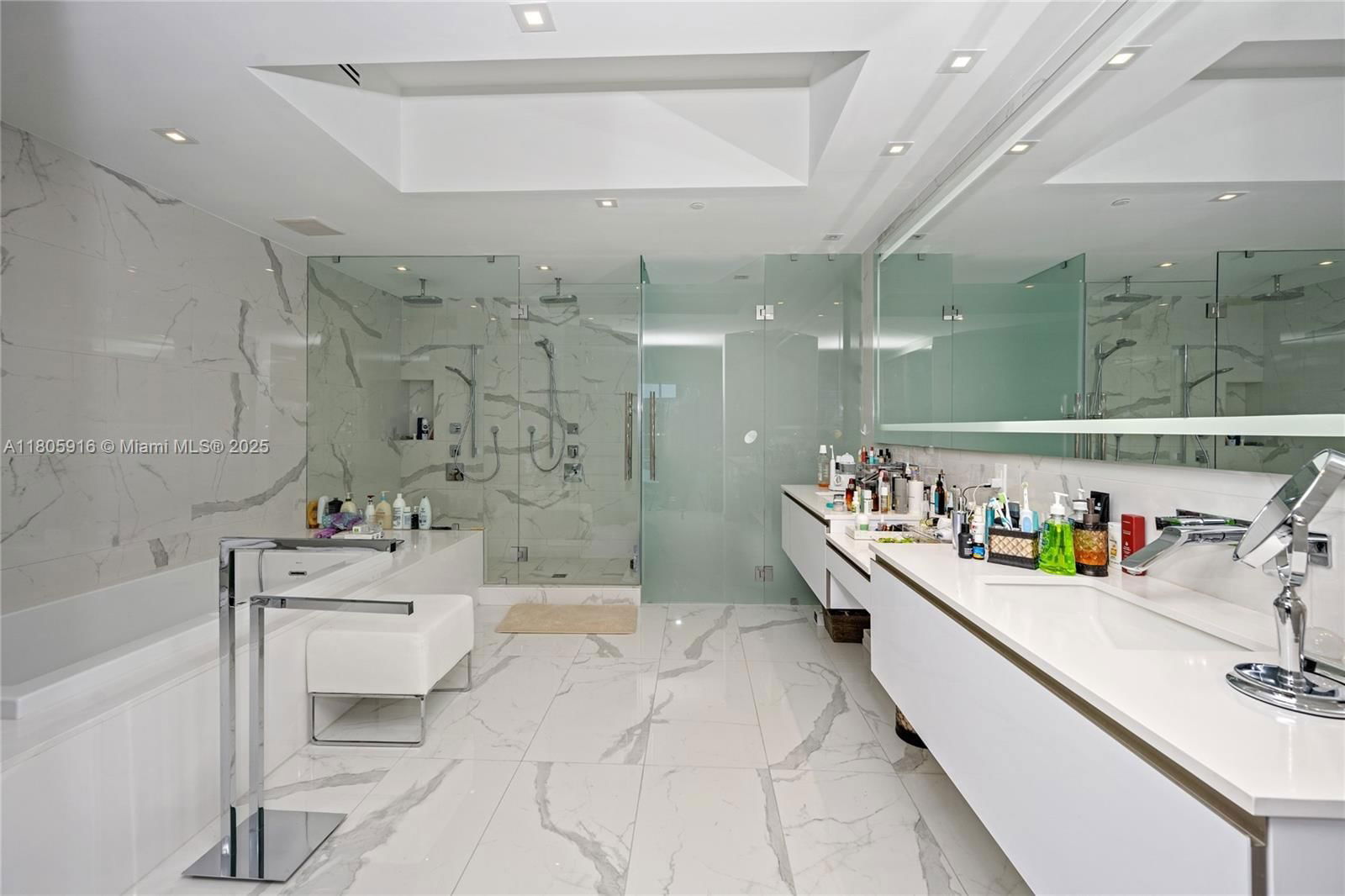 Real estate property located at 5500 Island Estates Dr #1404 & 1405N, Miami-dade, Prive Condo, Aventura, FL