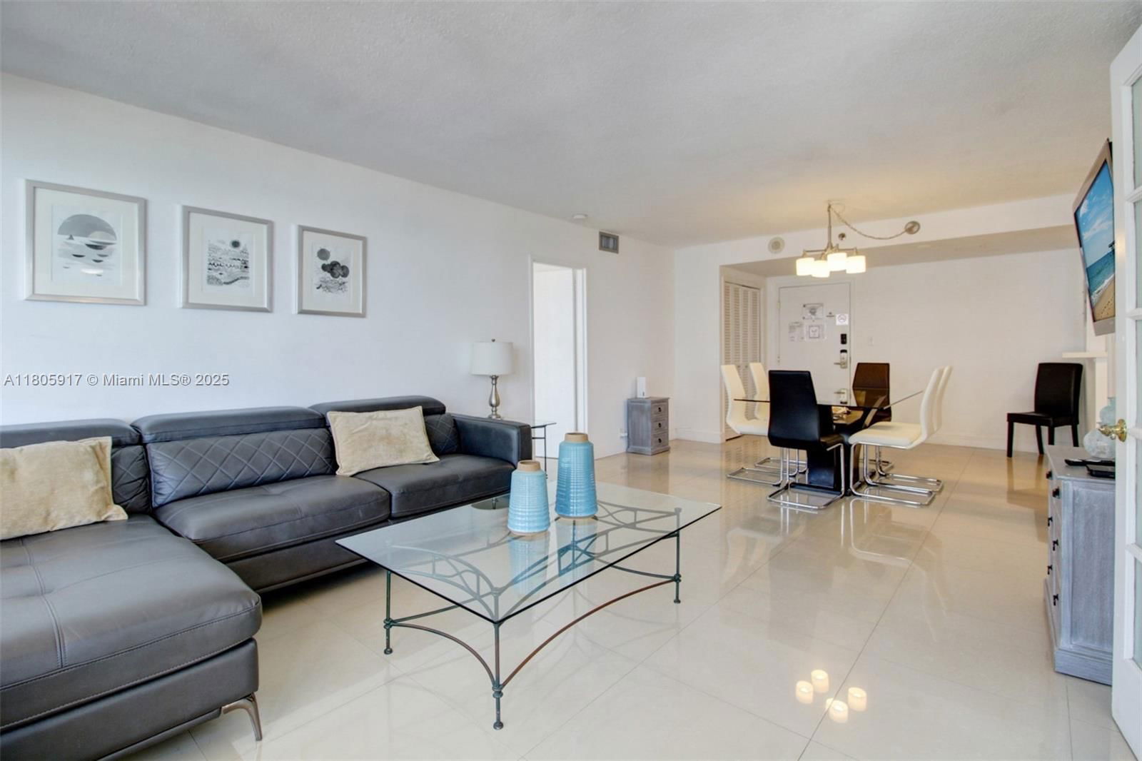 Real estate property located at 5225 Collins Ave #1409, Miami-dade, The Alexander Condo, Miami Beach, FL
