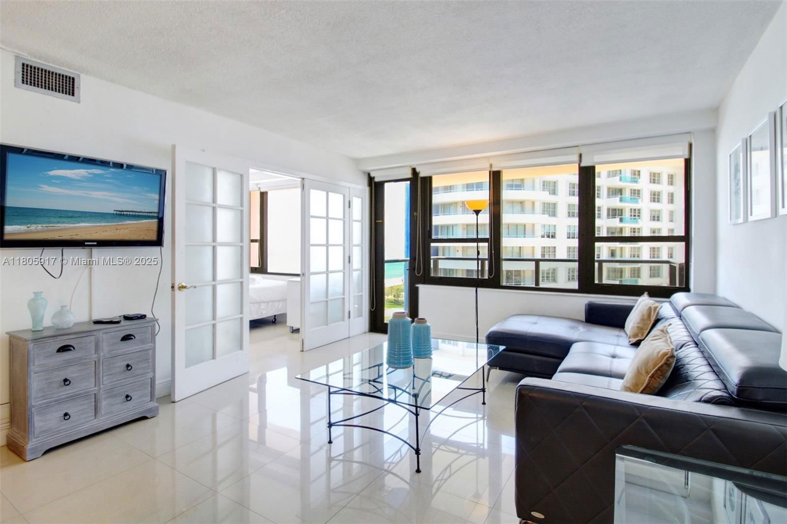 Real estate property located at 5225 Collins Ave #1409, Miami-dade, The Alexander Condo, Miami Beach, FL
