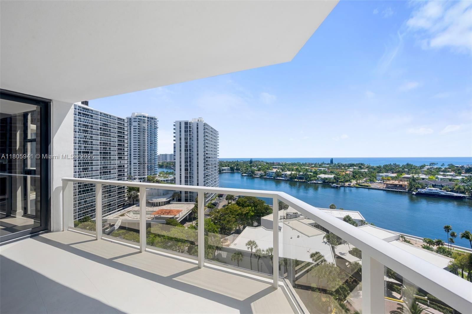 Real estate property located at 20281 Country Club Dr #1008, Miami-dade, Hamptons West Condo, Aventura, FL