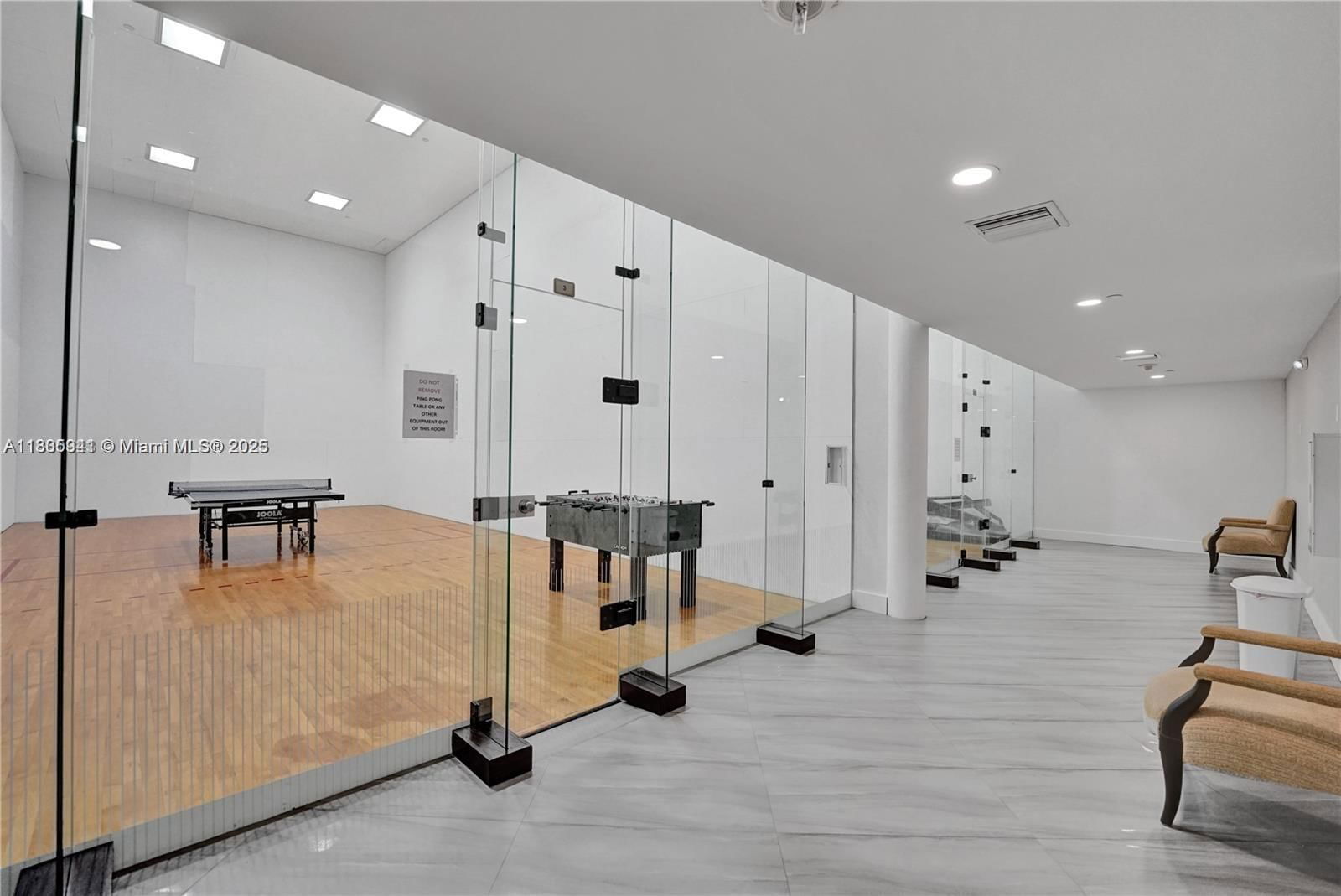 Real estate property located at 20281 Country Club Dr #1008, Miami-dade, Hamptons West Condo, Aventura, FL