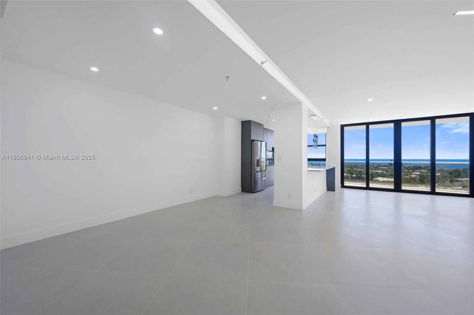 Real estate property located at 20281 Country Club Dr #1008, Miami-dade, Hamptons West Condo, Aventura, FL