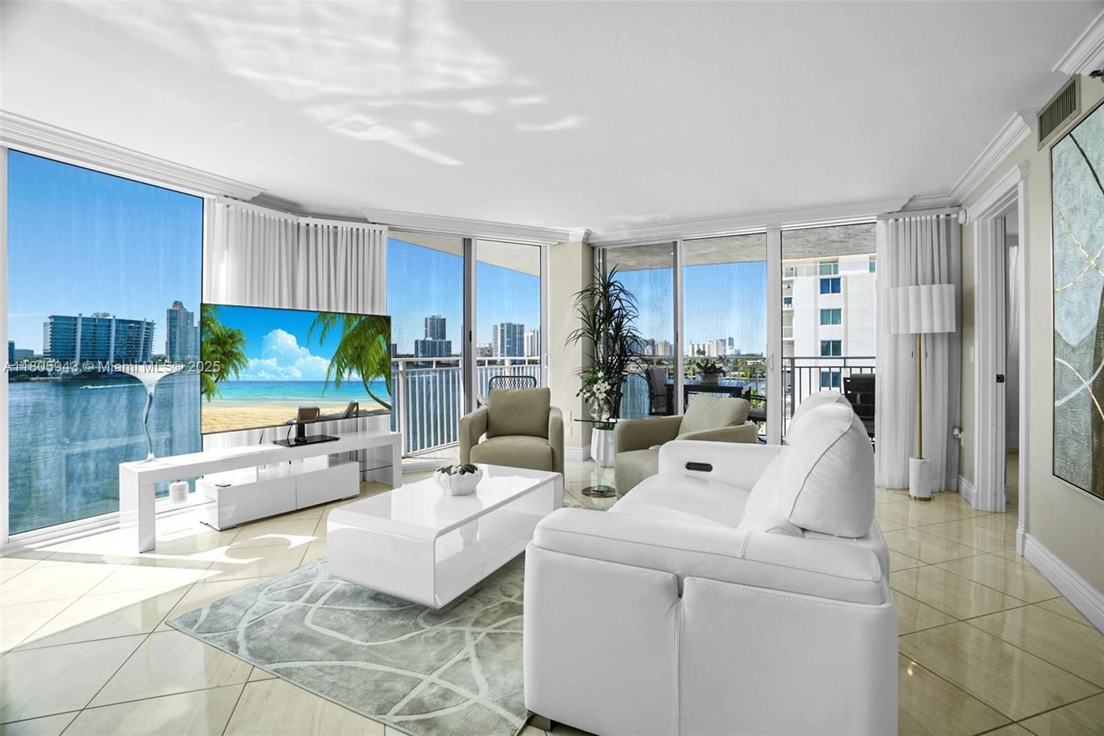 Real estate property located at 18000 Bay Rd #803, Miami-dade, Le Montcalm Condo, Sunny Isles Beach, FL