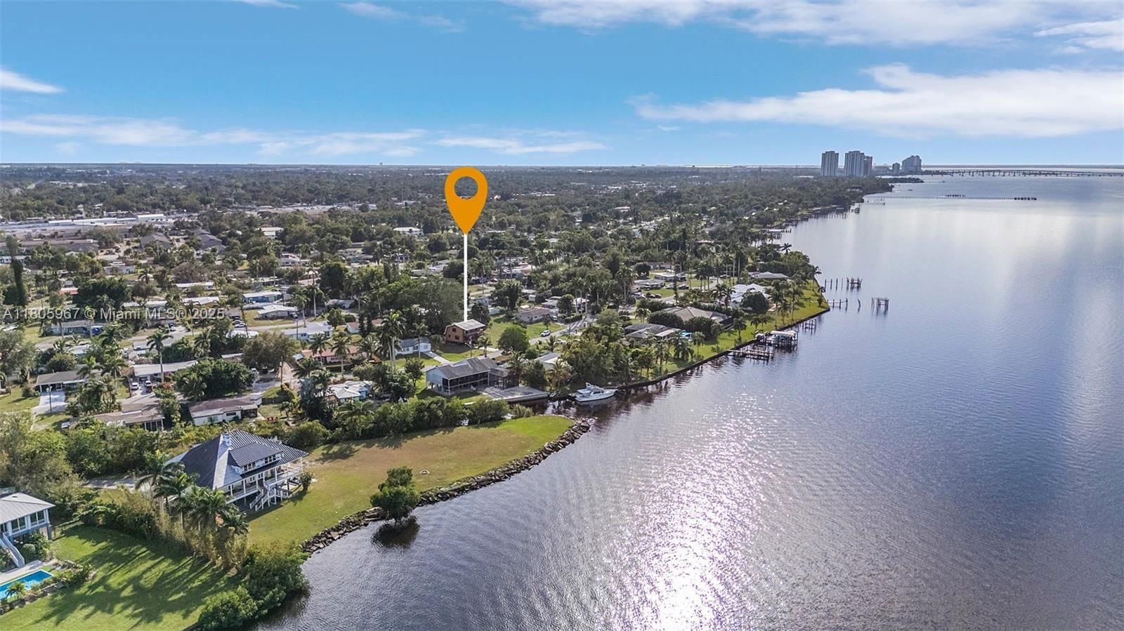 Real estate property located at 4070 River, Lee, Rainbow Groves, Fort Myers, FL