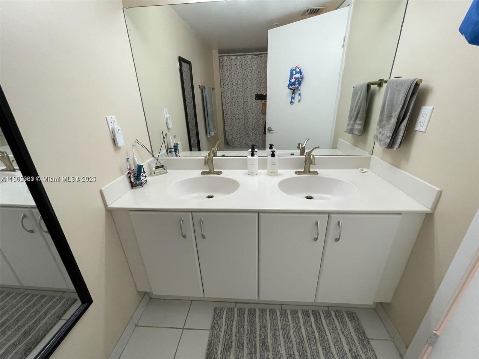 Real estate property located at 1555 Treasure Dr #201, Miami-dade, Breeze Condo, North Bay Village, FL