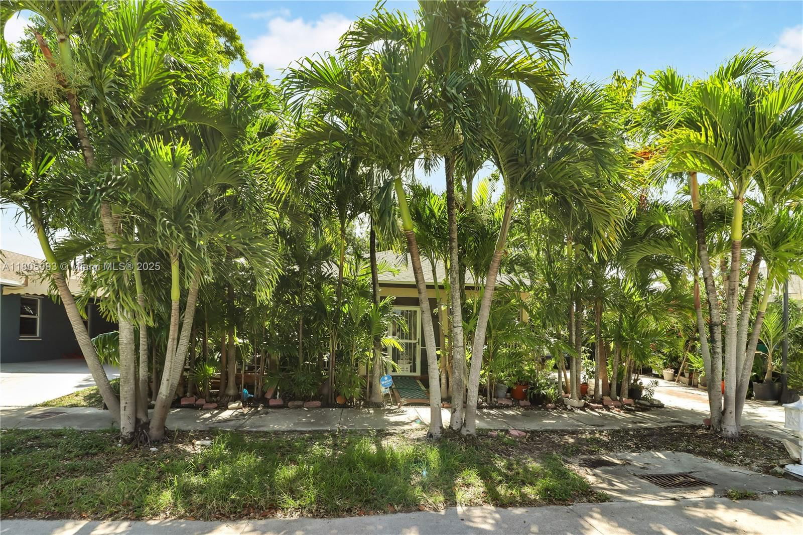 Real estate property located at 24428 131st Pl, Miami-dade, Jordan Commons, Homestead, FL