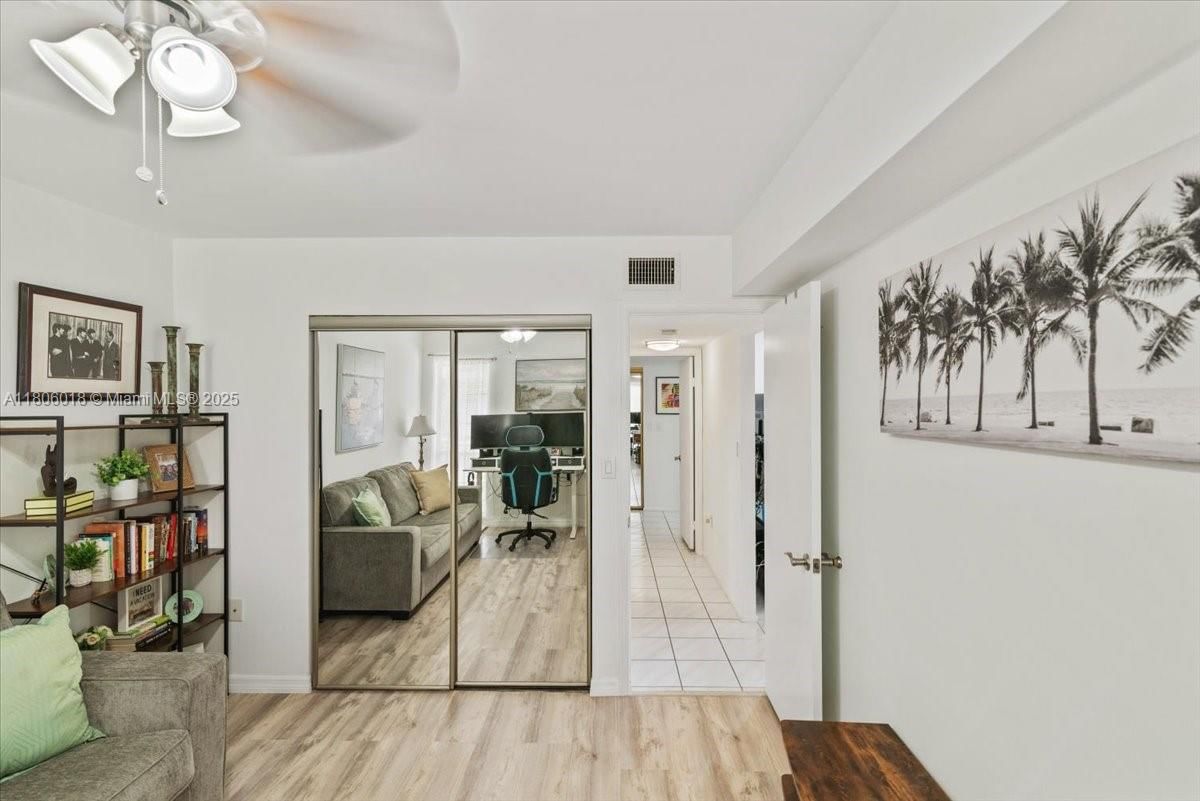 Real estate property located at 7 Greenway Vlg N #205, Palm Beach, Greenway Village North Co, Royal Palm Beach, FL