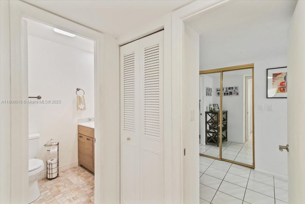 Real estate property located at 7 Greenway Vlg N #205, Palm Beach, Greenway Village North Co, Royal Palm Beach, FL