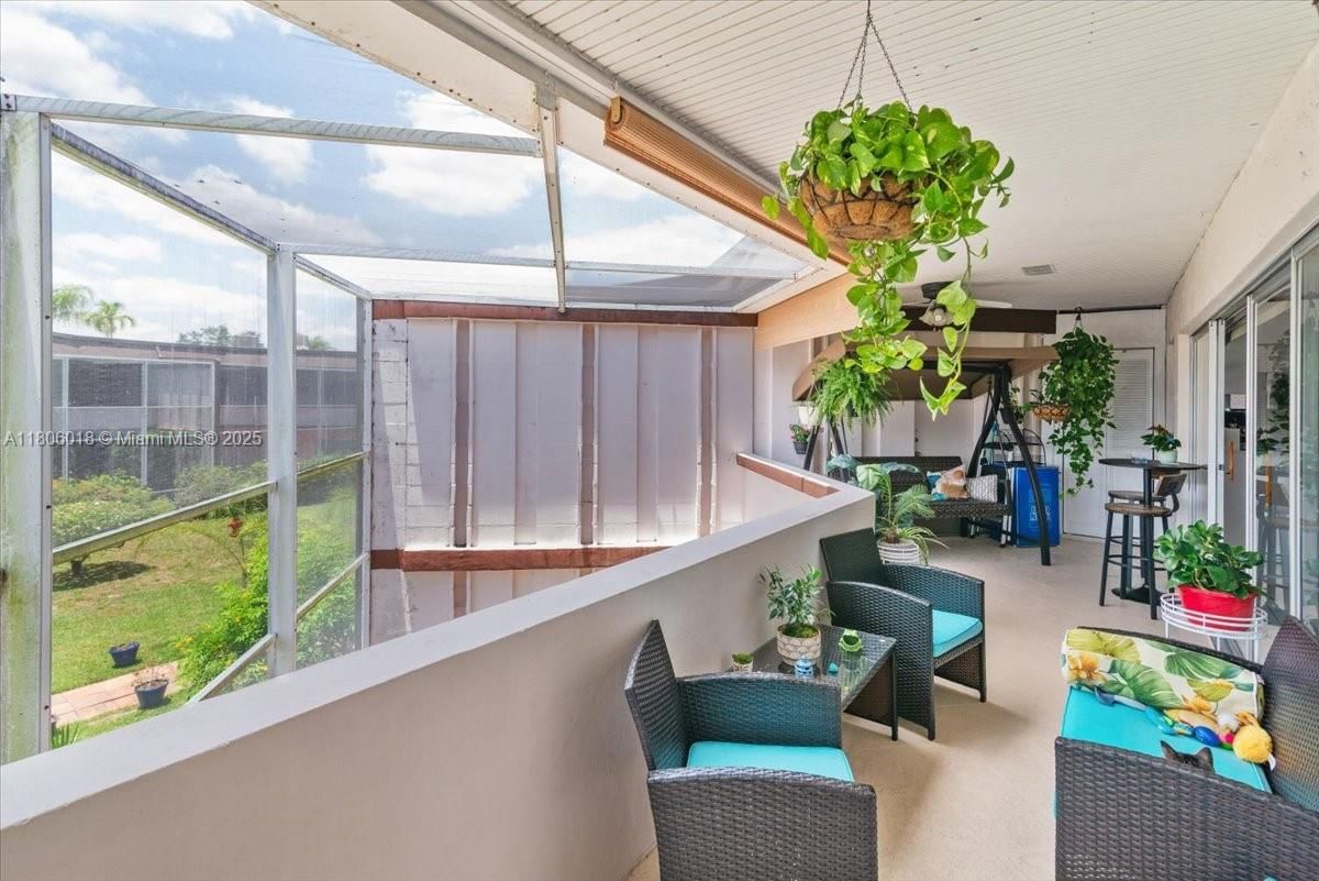 Real estate property located at 7 Greenway Vlg N #205, Palm Beach, Greenway Village North Co, Royal Palm Beach, FL