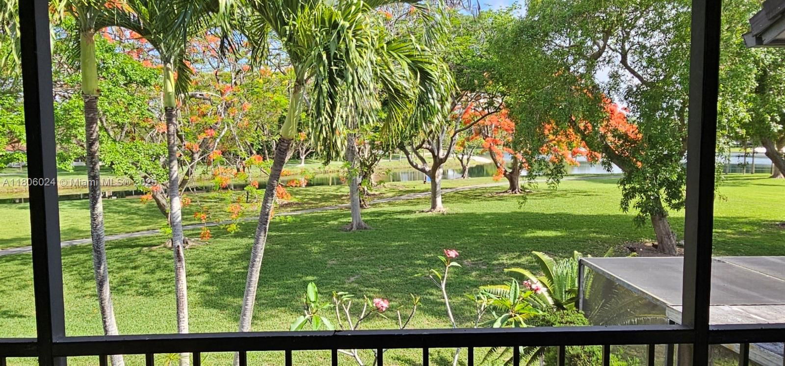 Real estate property located at 15545 110th Ter, Miami-dade, La Maison At The Hammocks, Miami, FL
