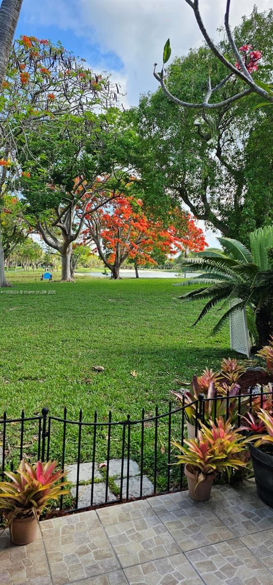Real estate property located at 15545 110th Ter, Miami-dade, La Maison At The Hammocks, Miami, FL