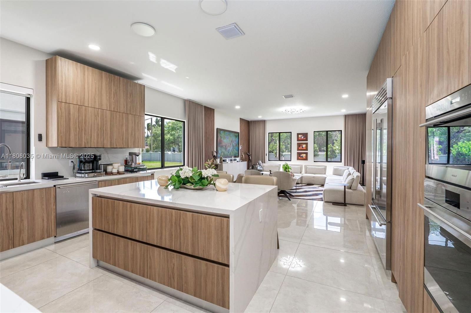Real estate property located at 12070 83rd Pl, Miami-dade, South Kendall Sec A, Miami, FL