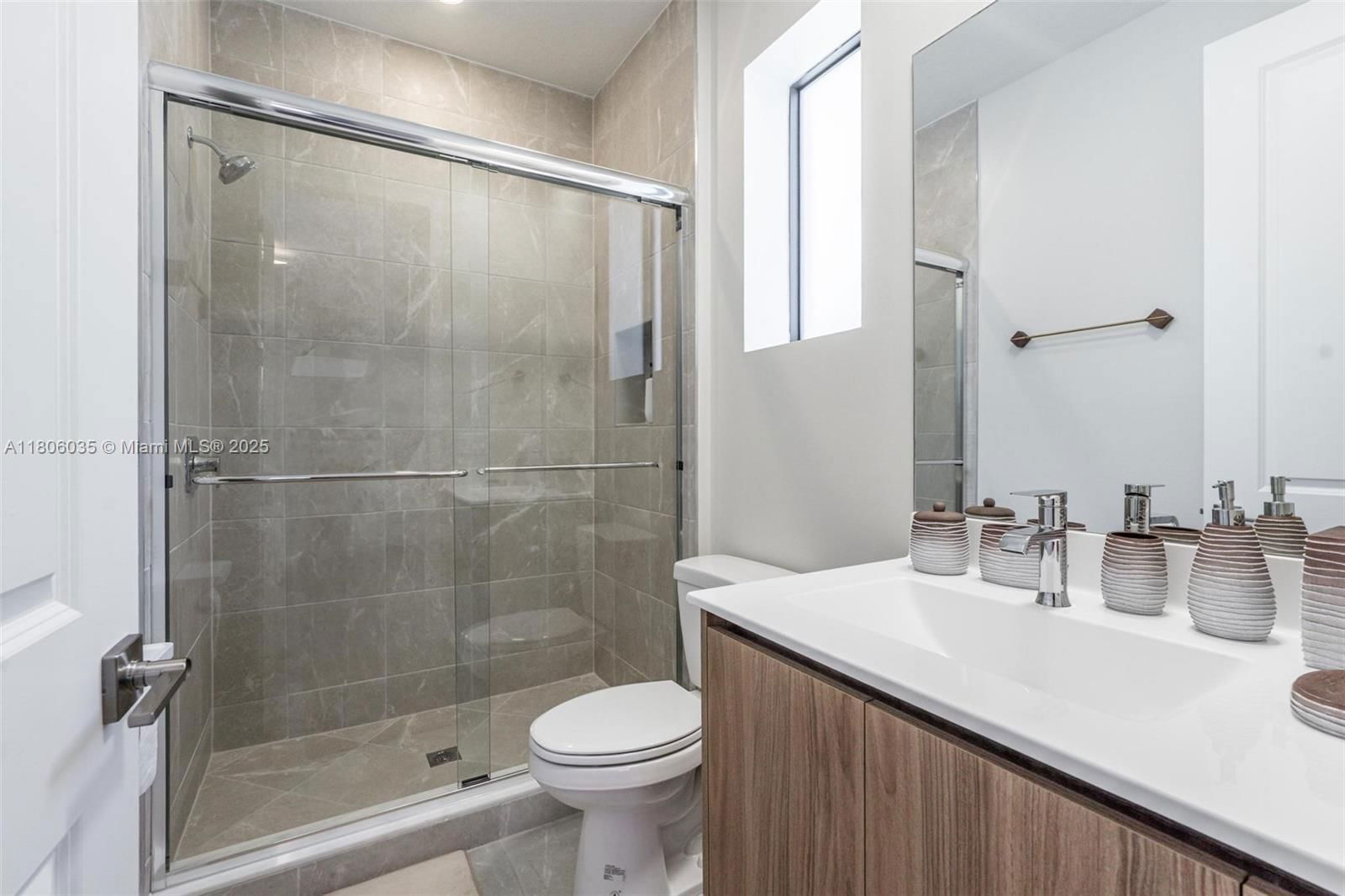 Real estate property located at 12070 83rd Pl, Miami-dade, South Kendall Sec A, Miami, FL