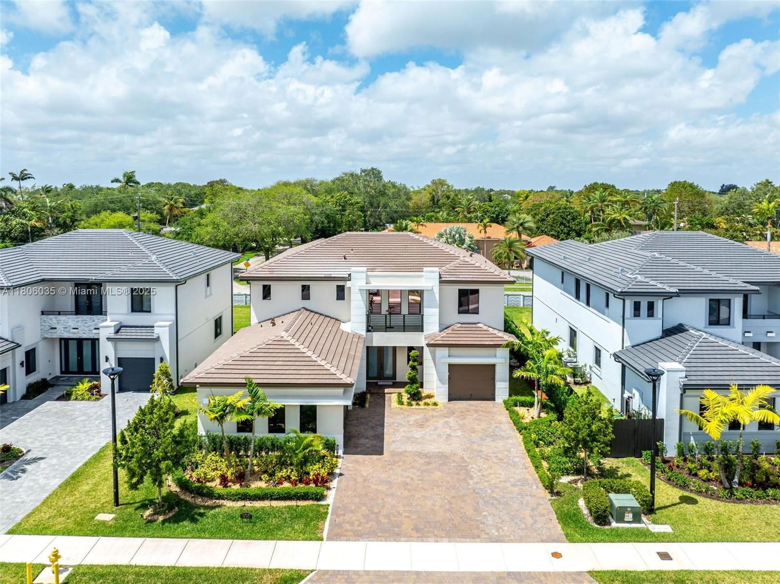 Real estate property located at 12070 83rd Pl, Miami-dade, South Kendall Sec A, Miami, FL