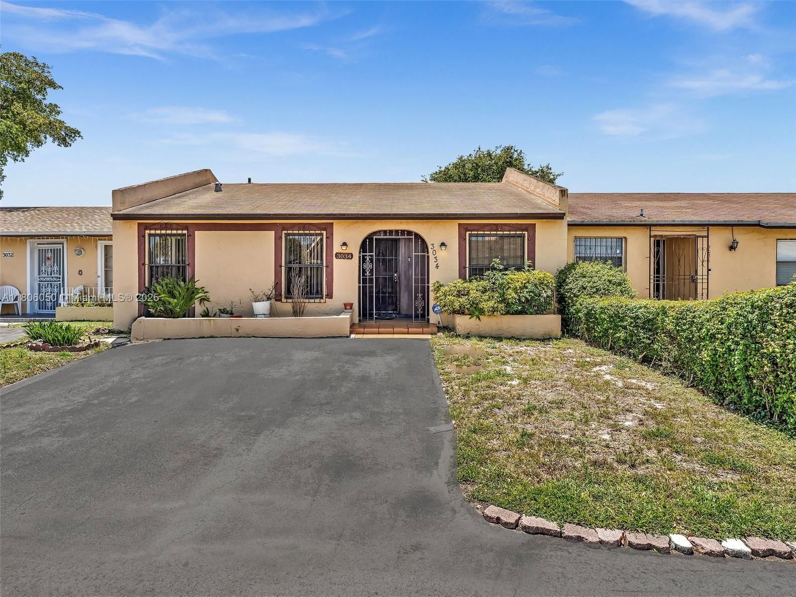 Real estate property located at 3034 204th Ter, Miami-dade, Leslie Estates Sec Five, Miami Gardens, FL
