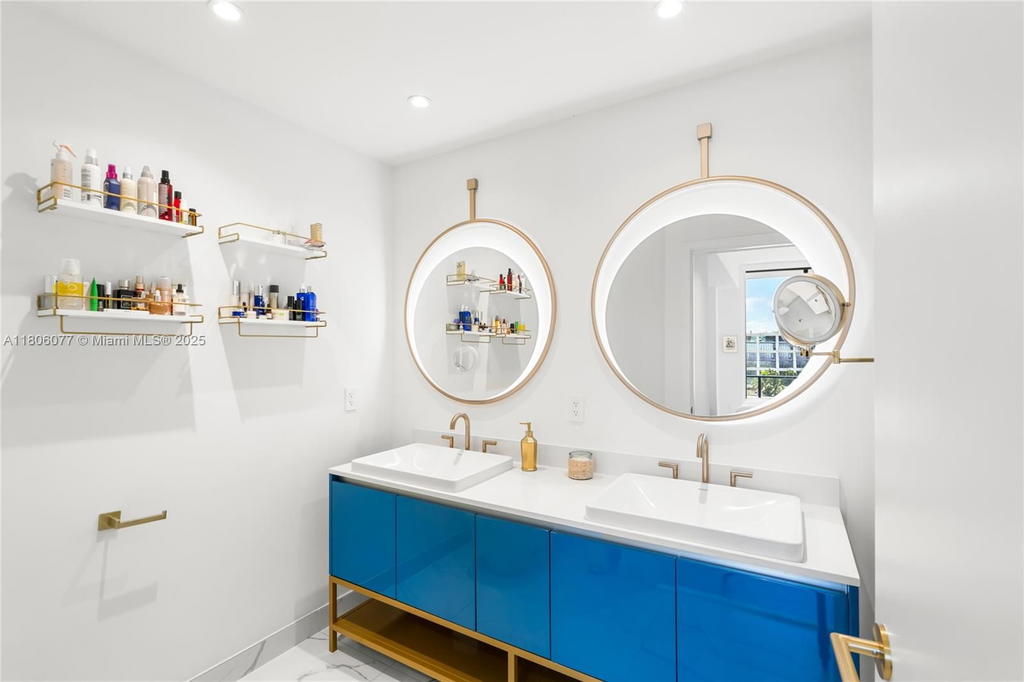 Real estate property located at 2678 Tigertail Ave #713, Miami-dade, 2678 Tigertail Condo, Miami, FL