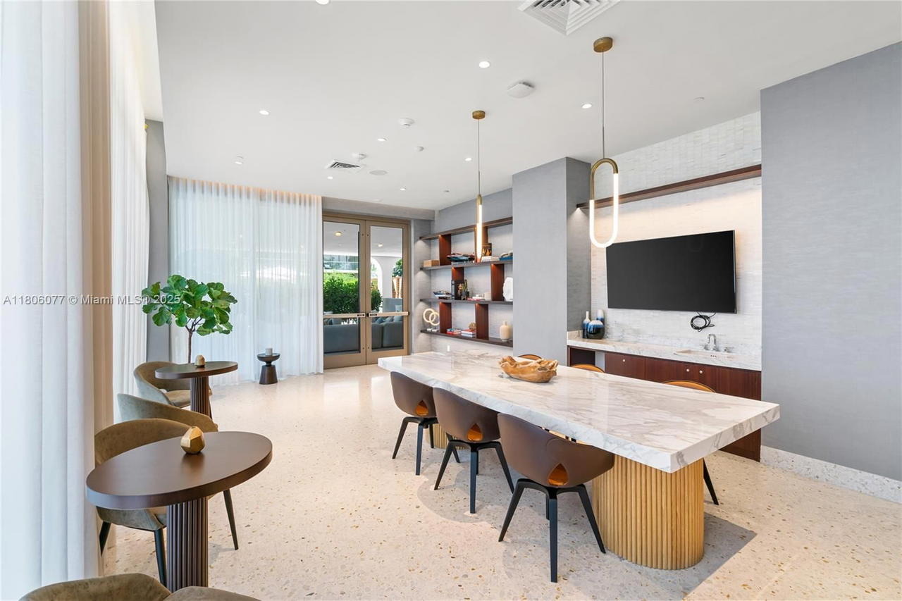 Real estate property located at 2678 Tigertail Ave #713, Miami-dade, 2678 Tigertail Condo, Miami, FL