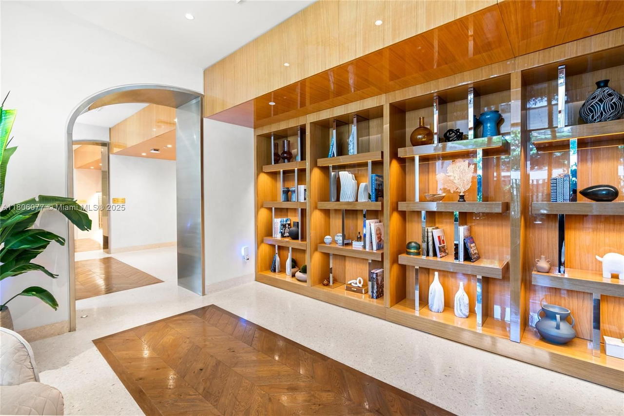 Real estate property located at 2678 Tigertail Ave #713, Miami-dade, 2678 Tigertail Condo, Miami, FL