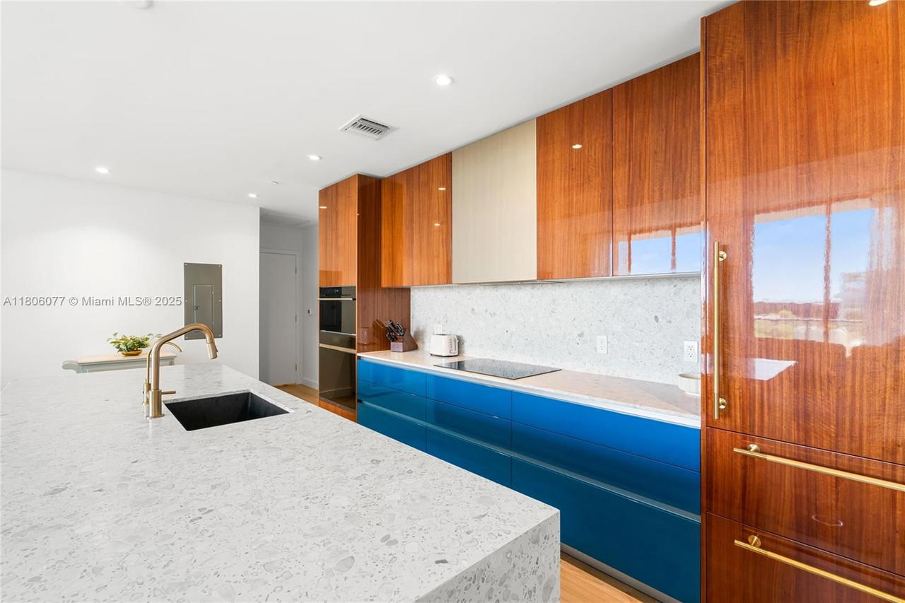 Real estate property located at 2678 Tigertail Ave #713, Miami-dade, 2678 Tigertail Condo, Miami, FL