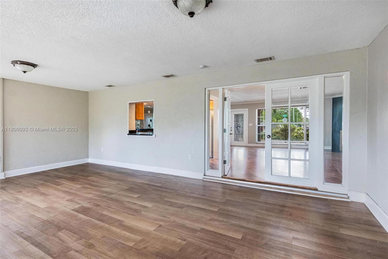 Real estate property located at 4521 12th Ter, Broward, Twin Lakes Resub Of Blks, Fort Lauderdale, FL