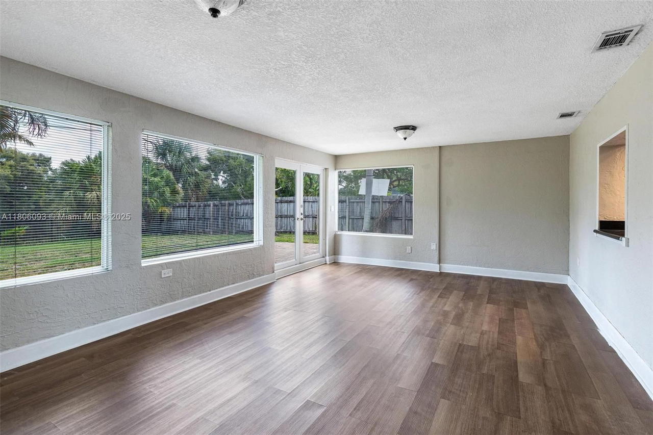 Real estate property located at 4521 12th Ter, Broward, Twin Lakes Resub Of Blks, Fort Lauderdale, FL